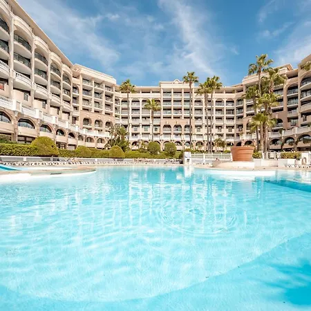 Pierre & Verrerie Apartmanhotel Cannes
