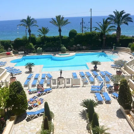 Pierre & Verrerie Apartmanhotel