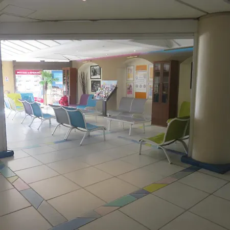 Pierre & Verrerie Apartmanhotel 3*