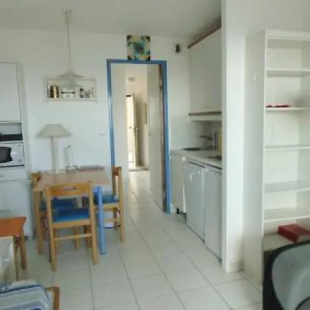 Pierre & Verrerie 3* Канни